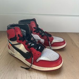 Off White x Jordan 1